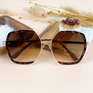 Tortoise/Gold Hexagon Sunglasses